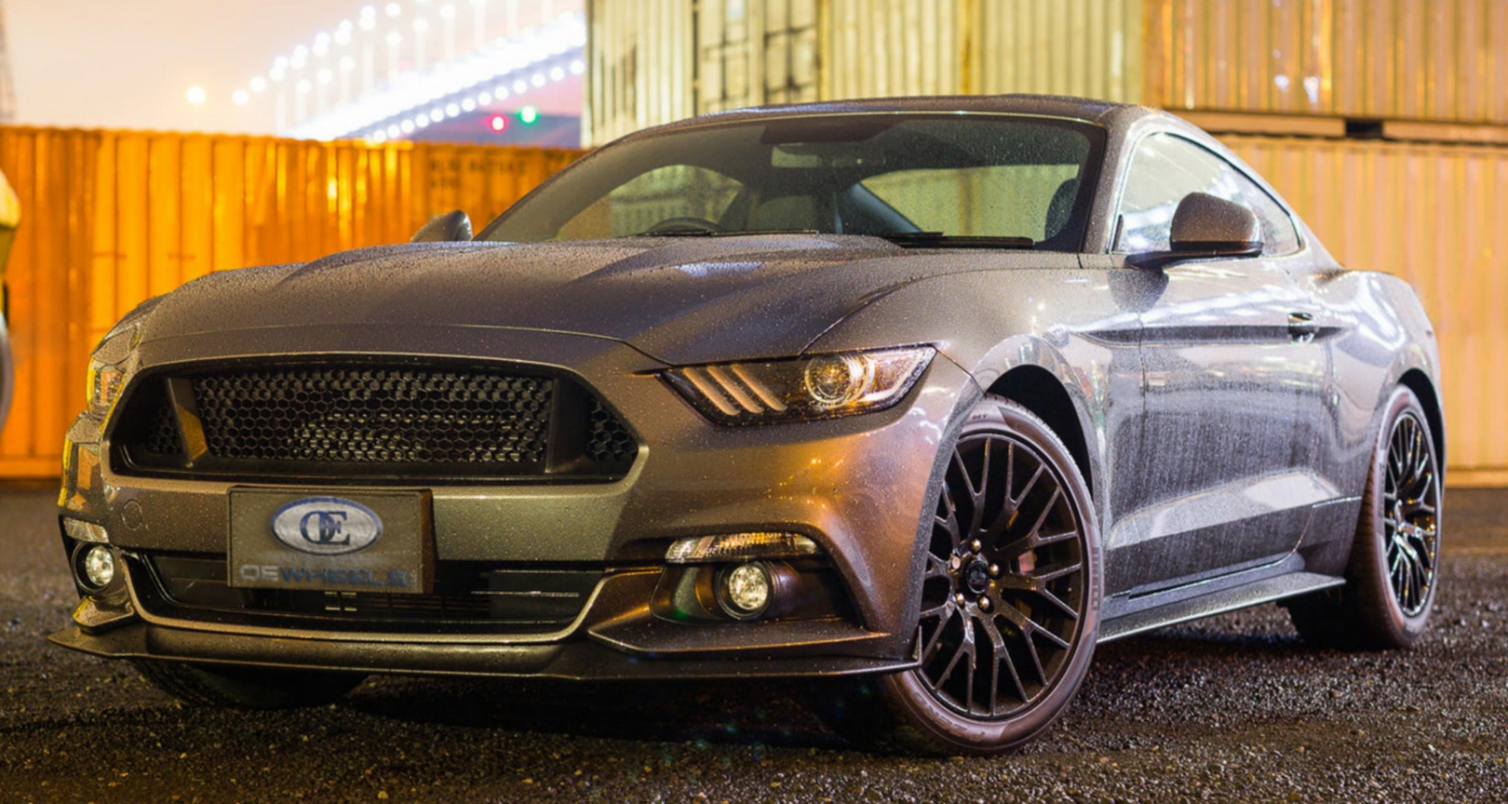 orange Mustang with FR19c wheels from OE Wheels